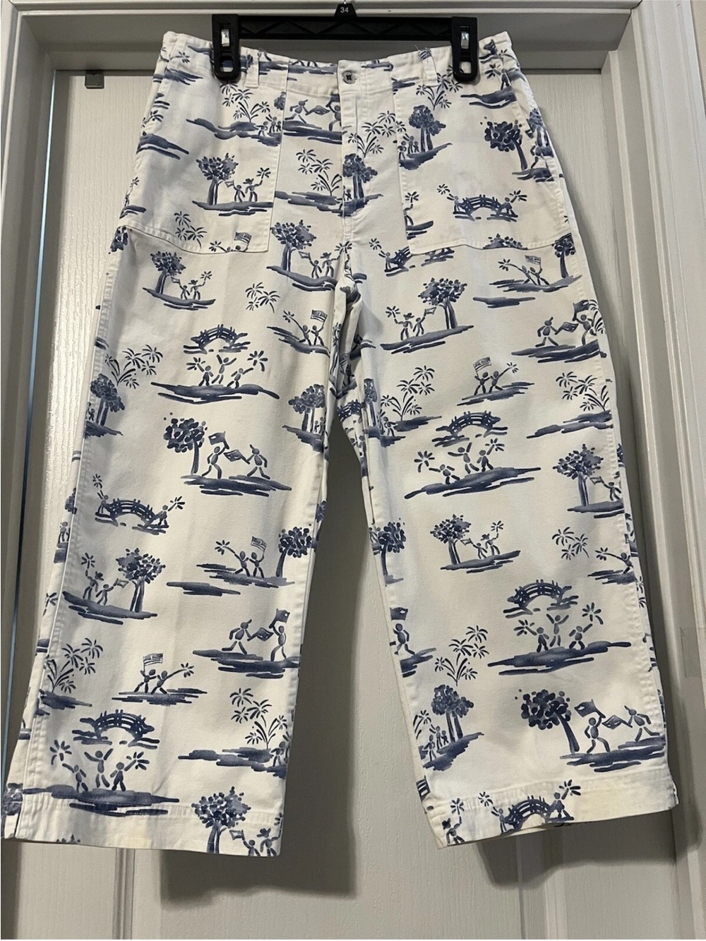 Chicos Pants Women L/12 Blue White Art to Wear Palms Cropped Nautical Vacation